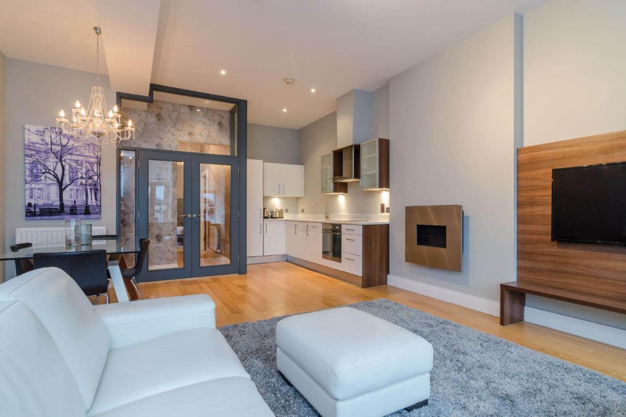 Fitzrovia Mansion Apartments In Belfast'S Cathedral Quarter ภายนอก รูปภาพ