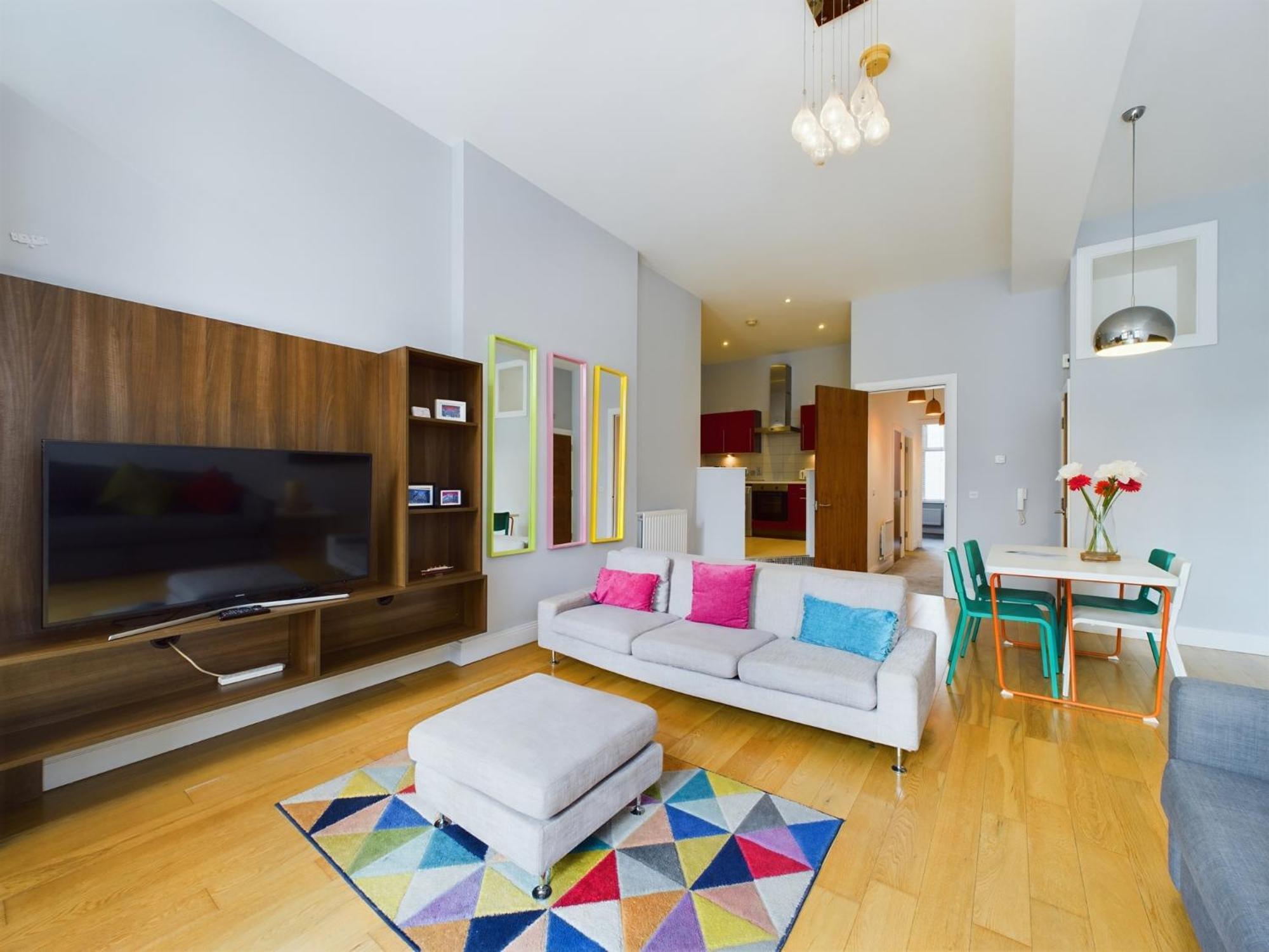 Fitzrovia Mansion Apartments In Belfast'S Cathedral Quarter ภายนอก รูปภาพ