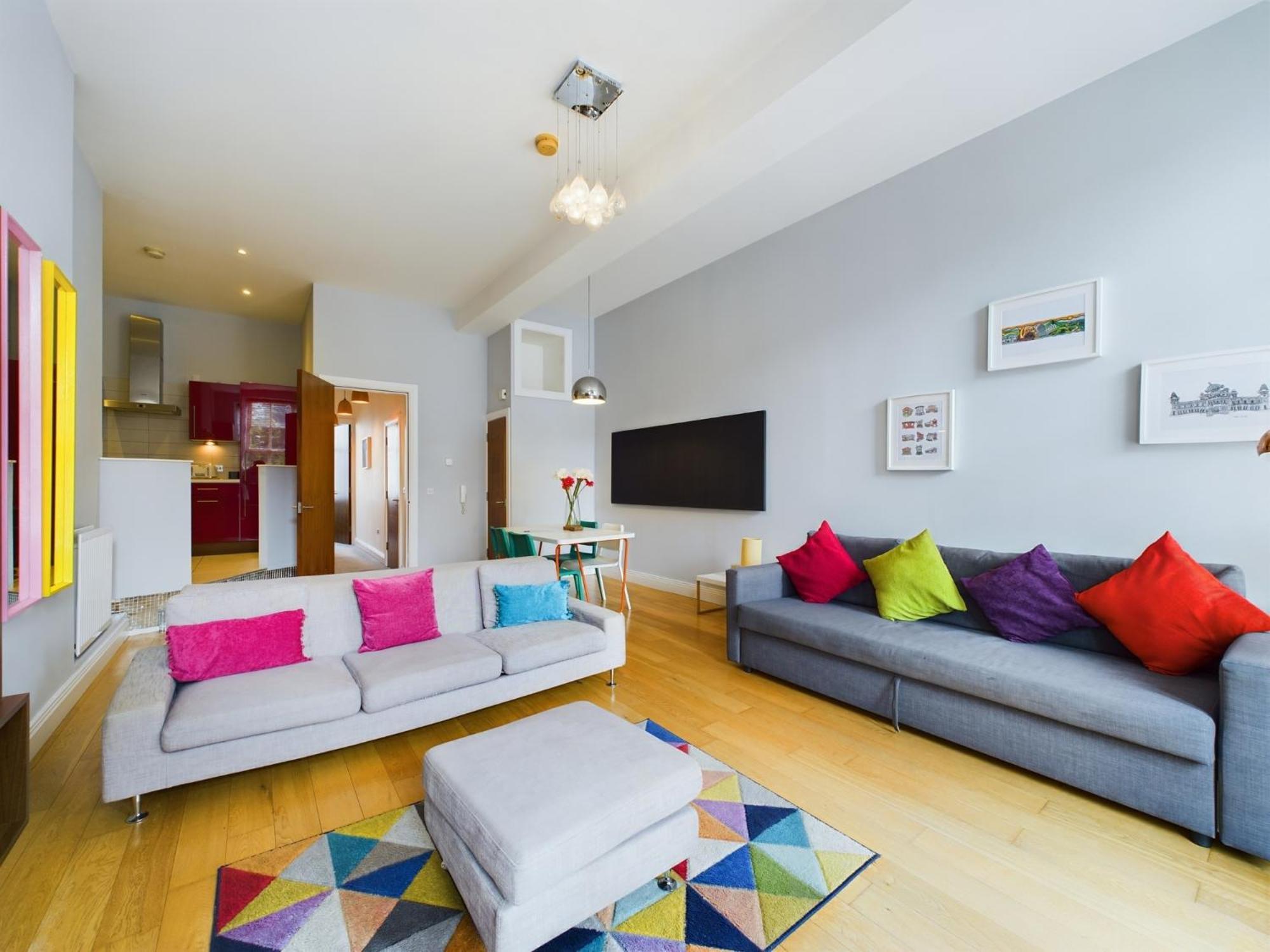Fitzrovia Mansion Apartments In Belfast'S Cathedral Quarter ภายนอก รูปภาพ