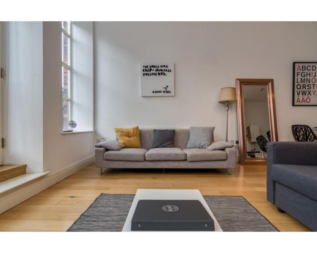 Fitzrovia Mansion Apartments In Belfast'S Cathedral Quarter ภายนอก รูปภาพ